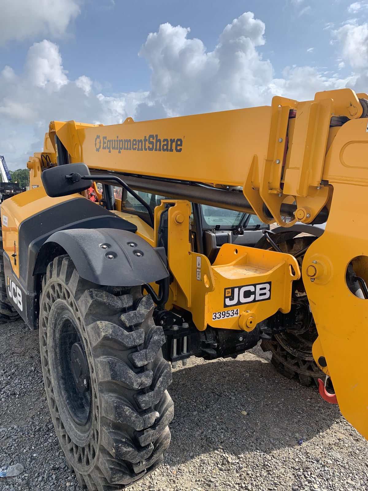 2023 JCB 509-42