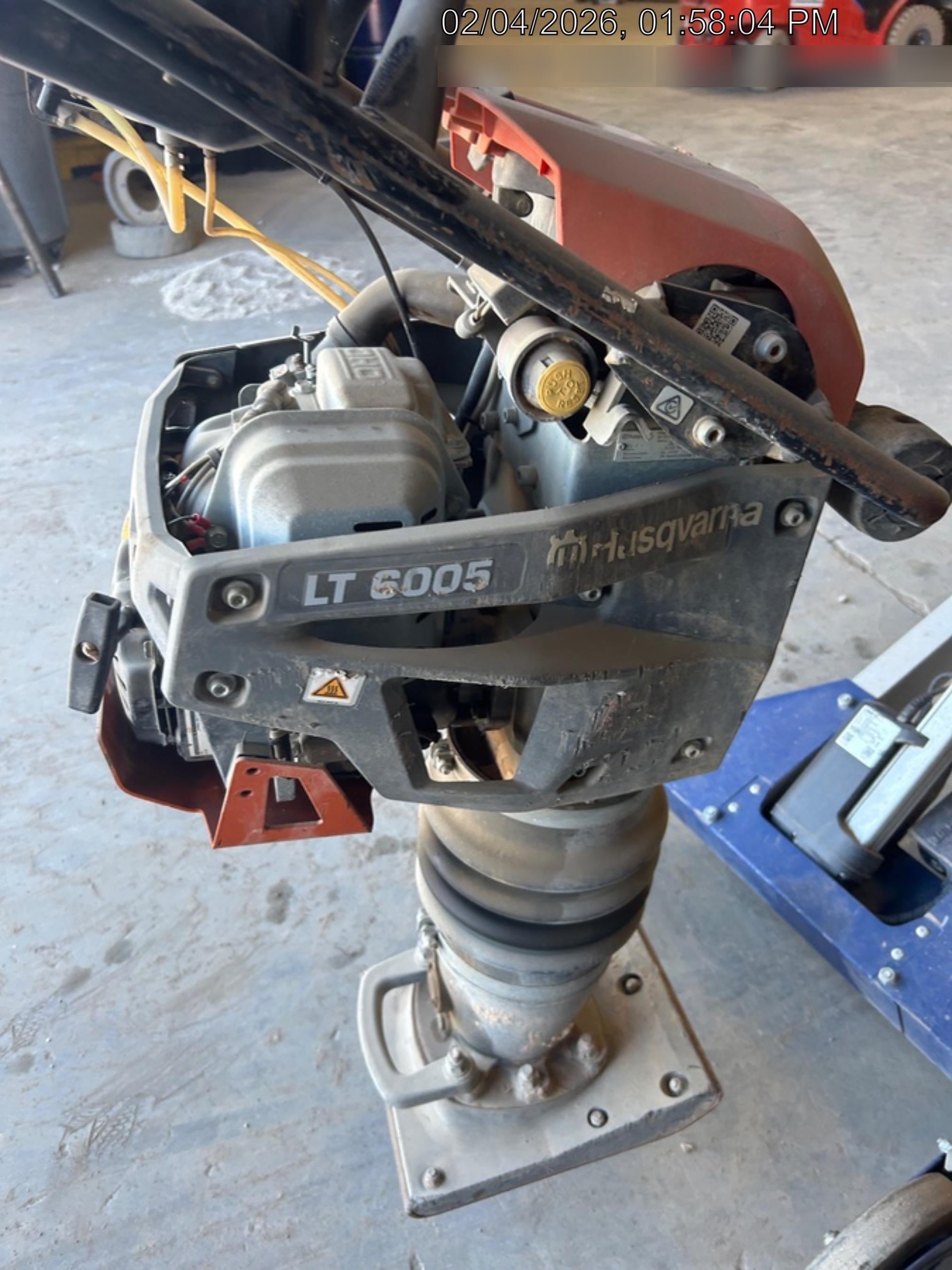 2024 HUSQVARNA LT6005