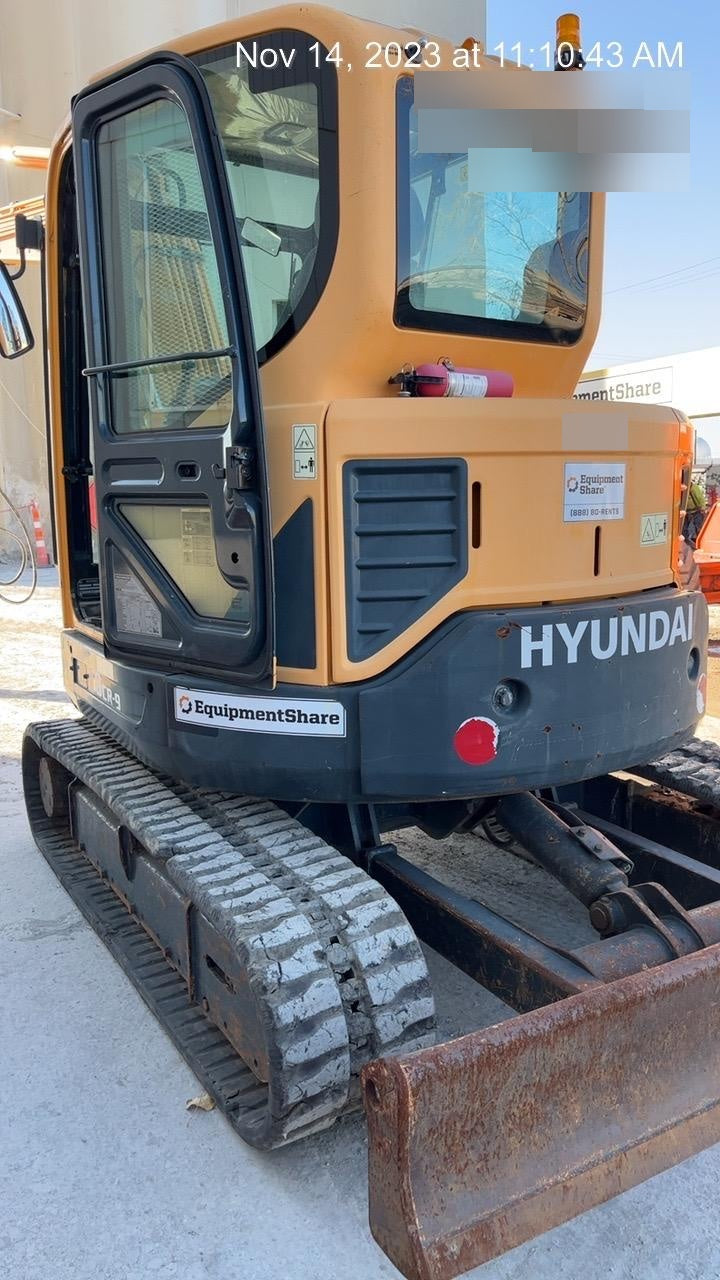 2013 HYUNDAI R60CR-9A