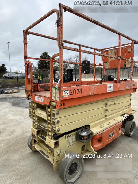 2016 JLG 3246ES