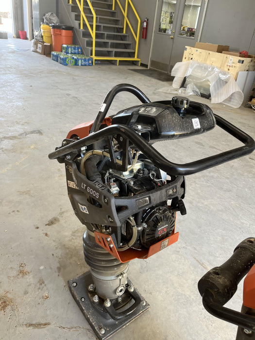 2024 HUSQVARNA LT6005