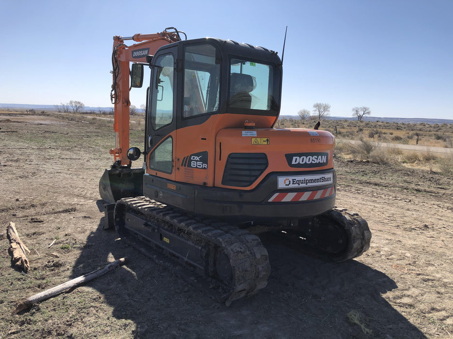 2020 Doosan DX85R-3 Cab/Heat/AC