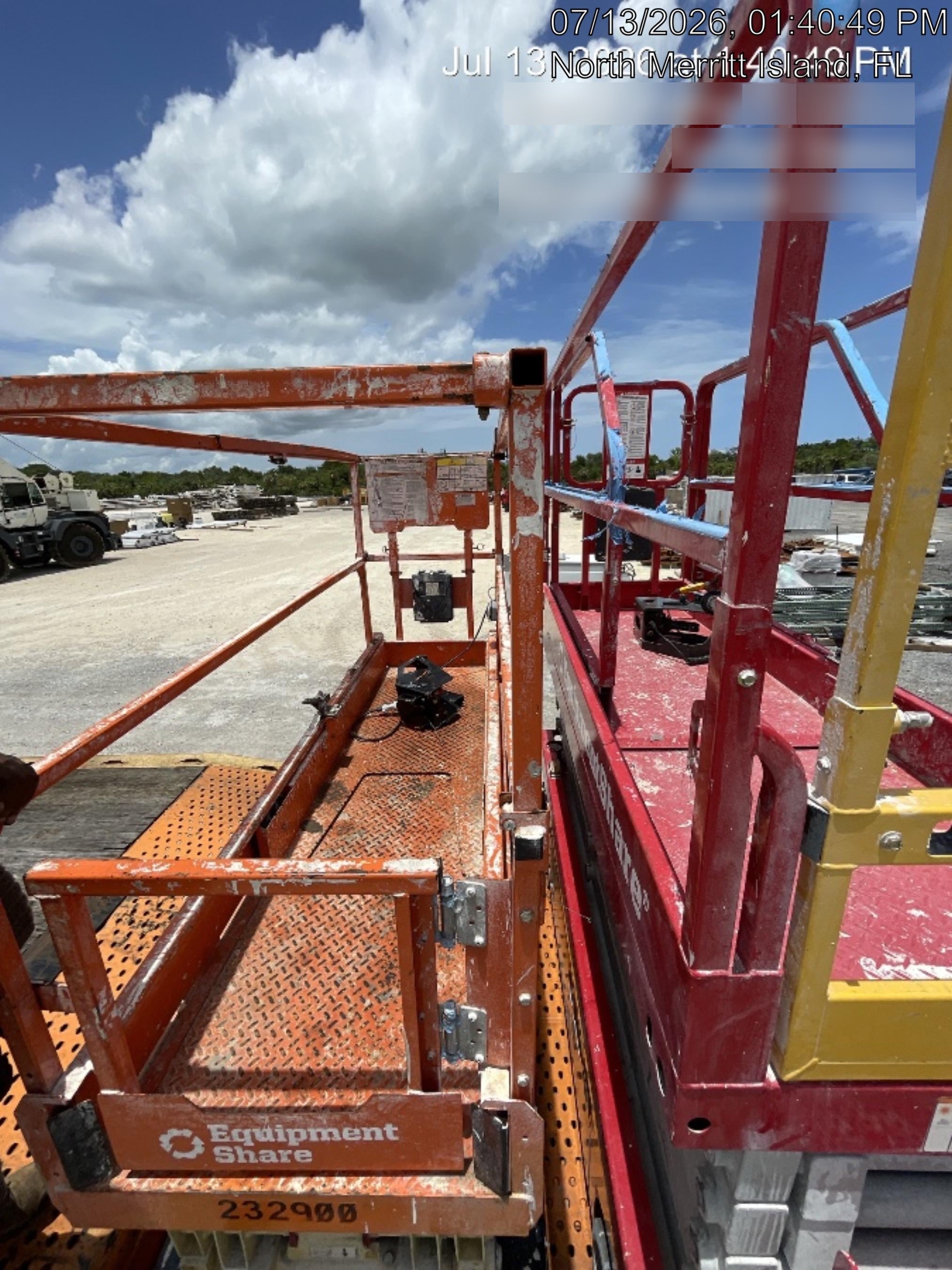 2022 JLG ES2632