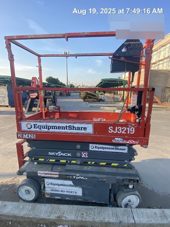 2022 SKYJACK SJ3219