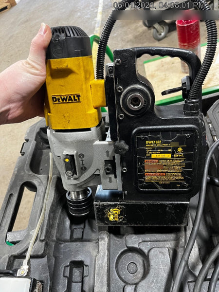 2022 DEWALT DWE1622K