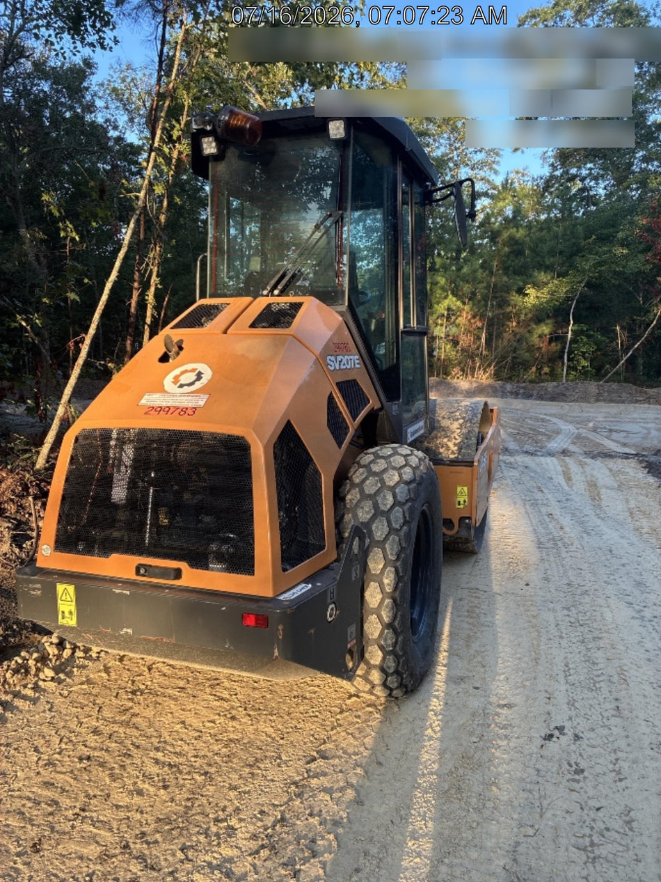 2023 CASE SV207E