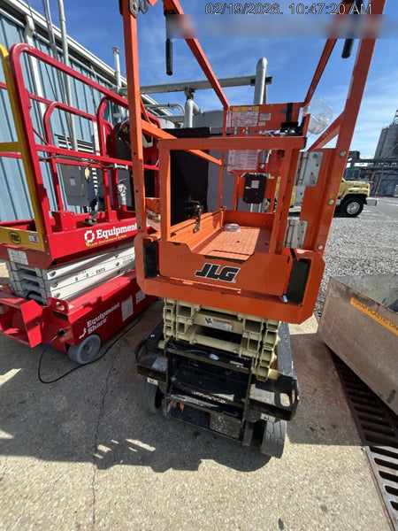 2024 JLG ES1932