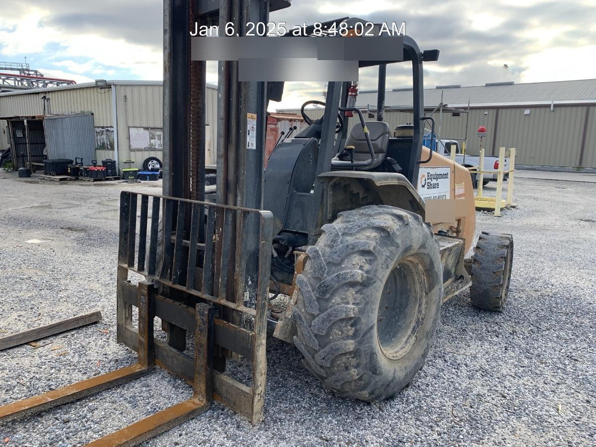 2018 CASE 588H