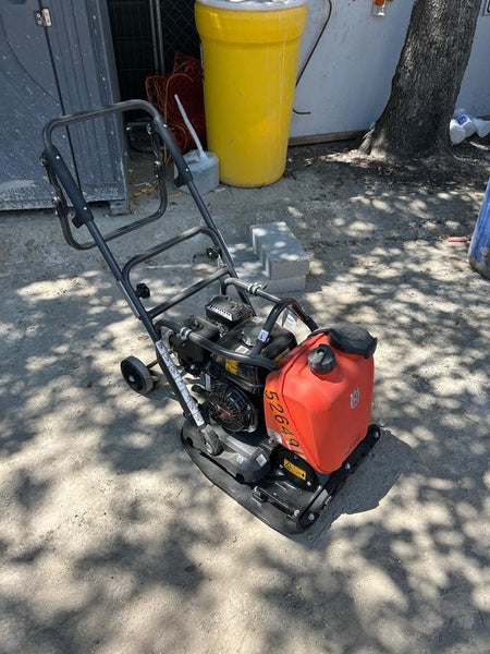2025 HUSQVARNA LF75