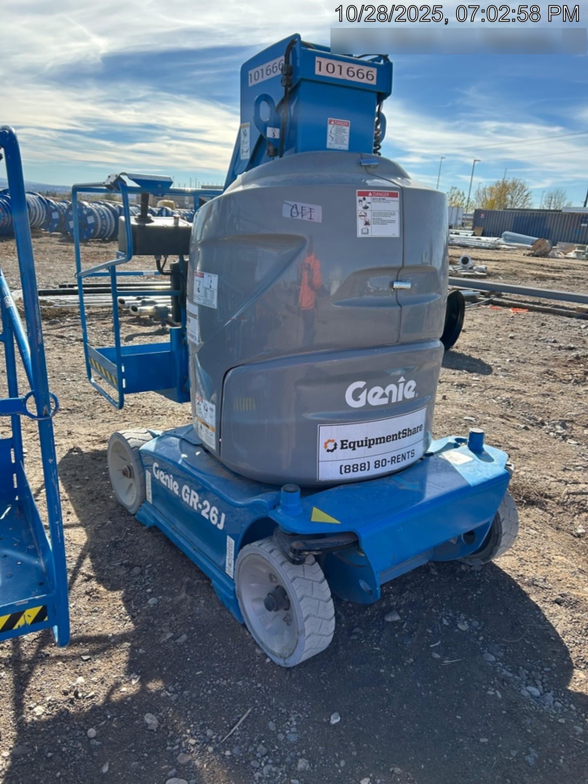 2020 GENIE GR-26J