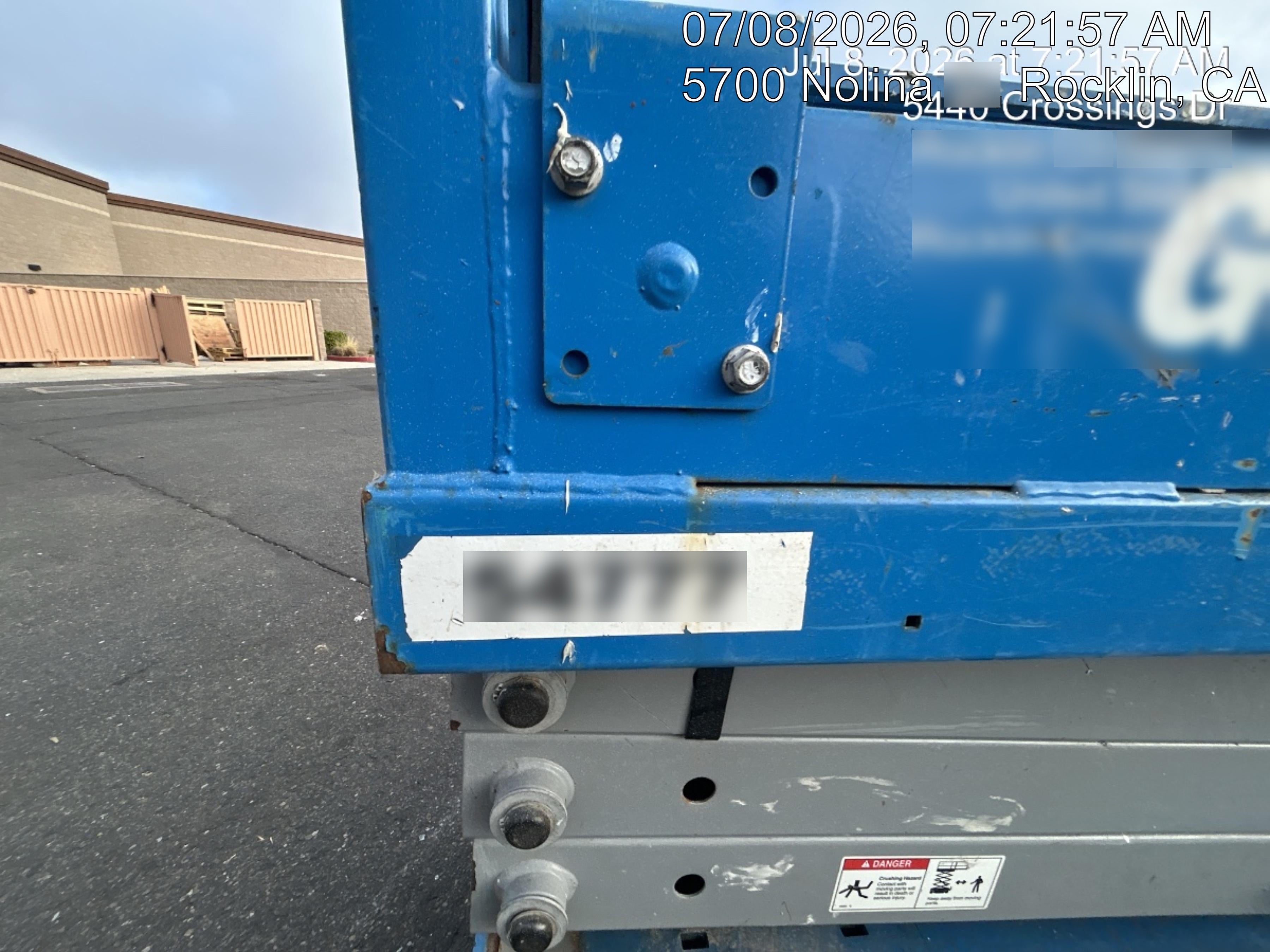 2019 Genie GS-1930 Half Height Swing Gate, 800W Inverter