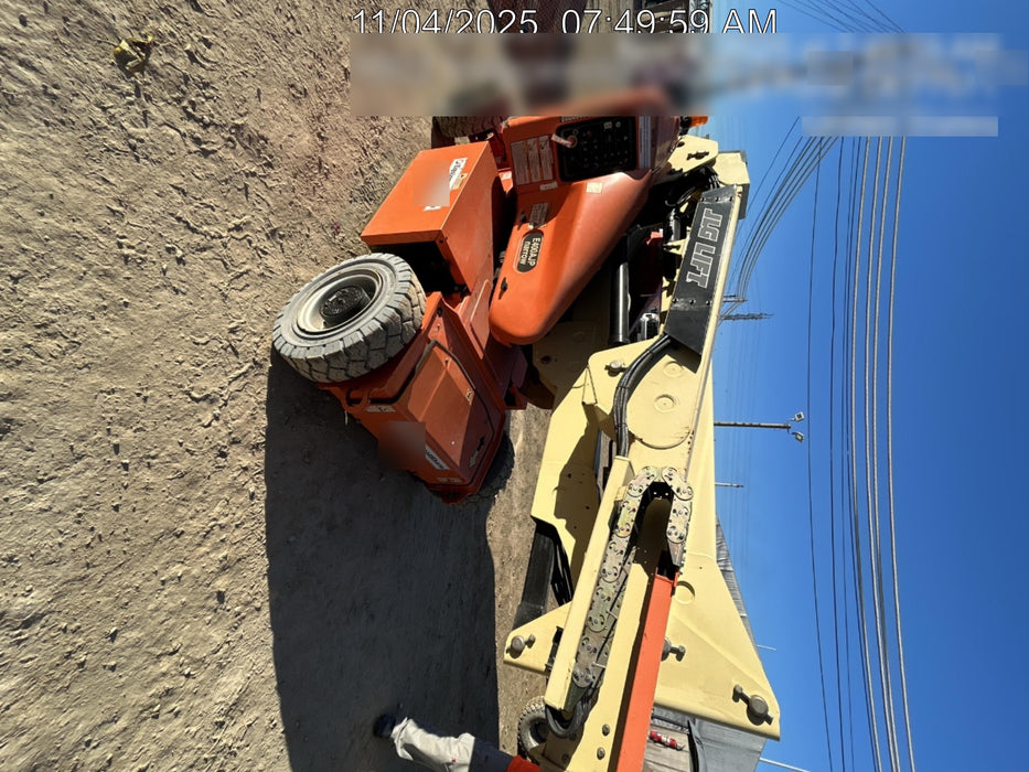 2019 JLG E400AJPN