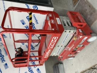 2020 MEC 1330SE Solid NM Tires, Steel Swing out Doors, LCS, Beacon, 900W Inverter