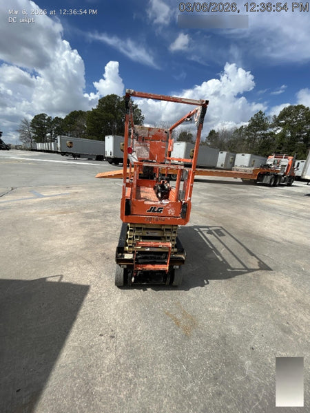 2023 JLG ES1932