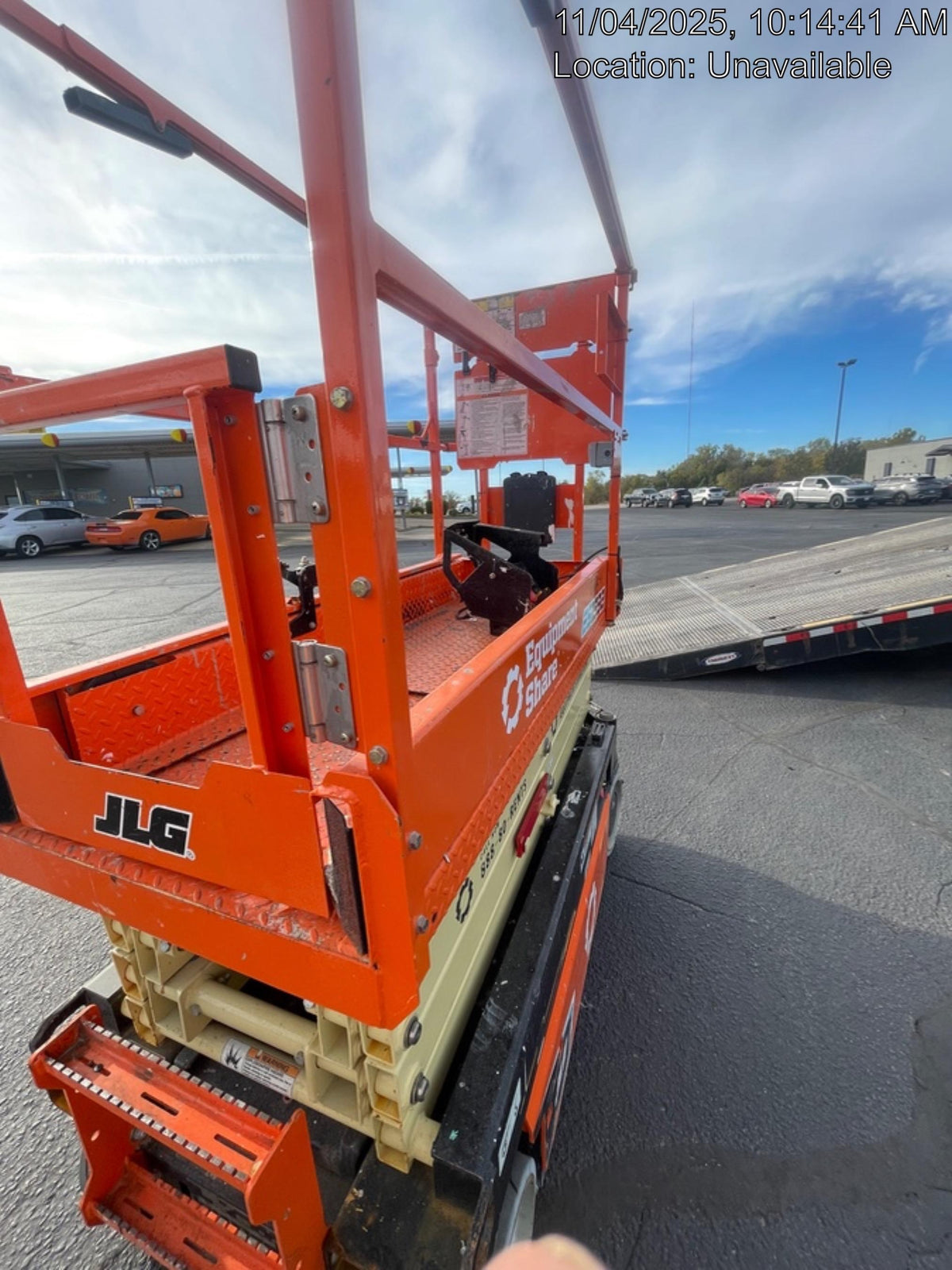 2022 JLG ES1932