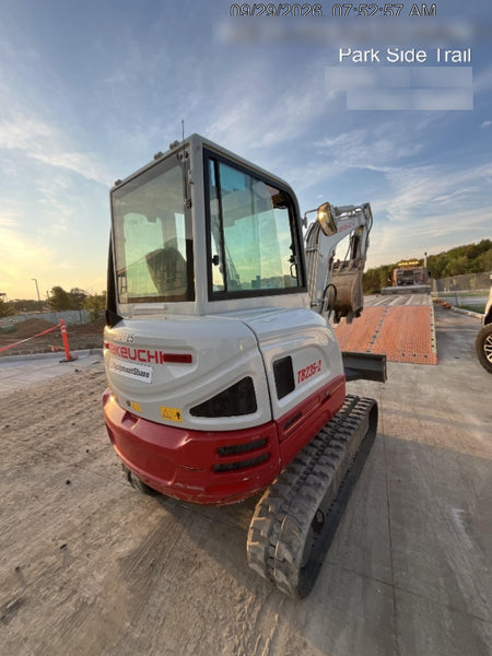 2024 TAKEUCHI TB235-2CR