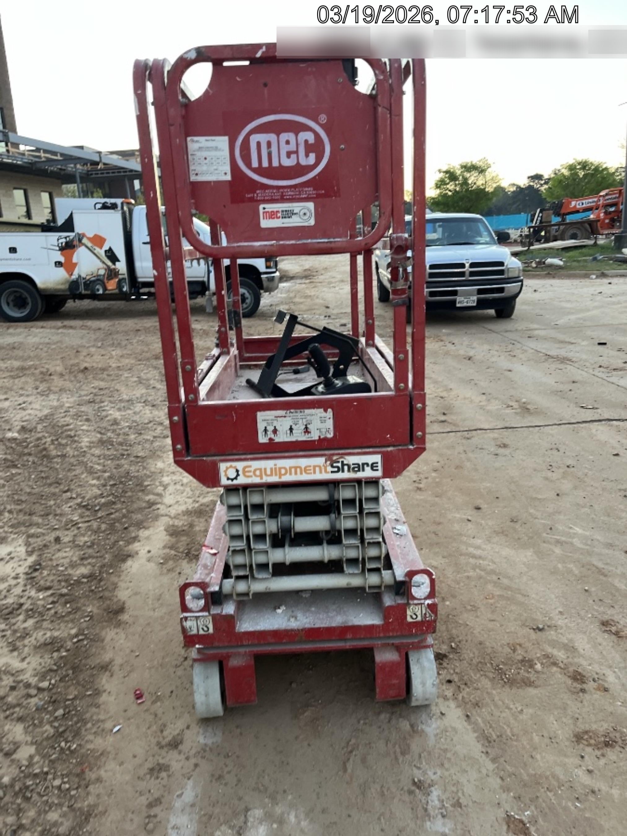 2019 MEC 1330SE MEC 1330SE w/ES Track Hardware, Full Extended 2 Year Warranty