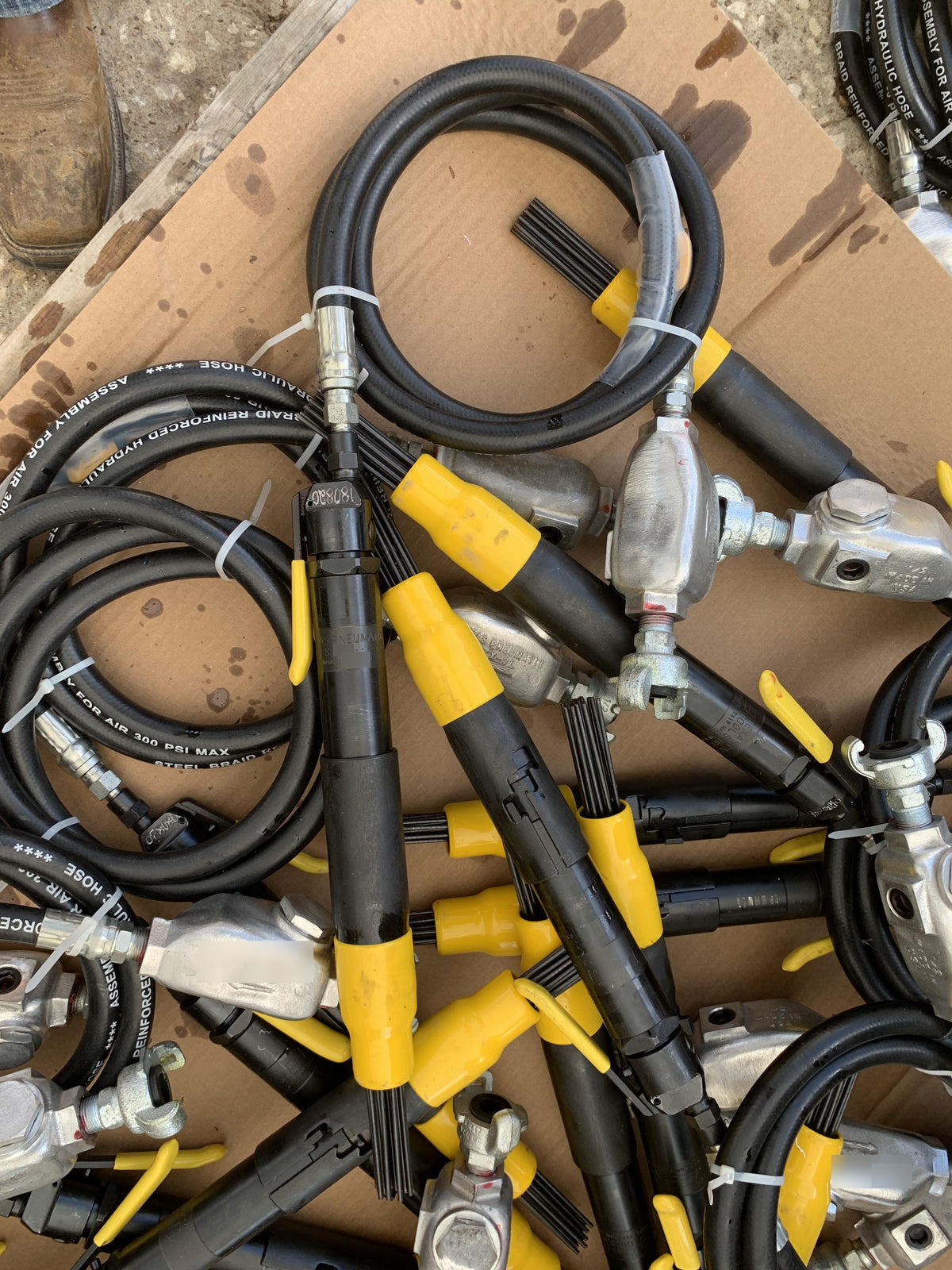 2021 TEXAS PNEUMATIC TOOLS, INC. TX1BLTNS