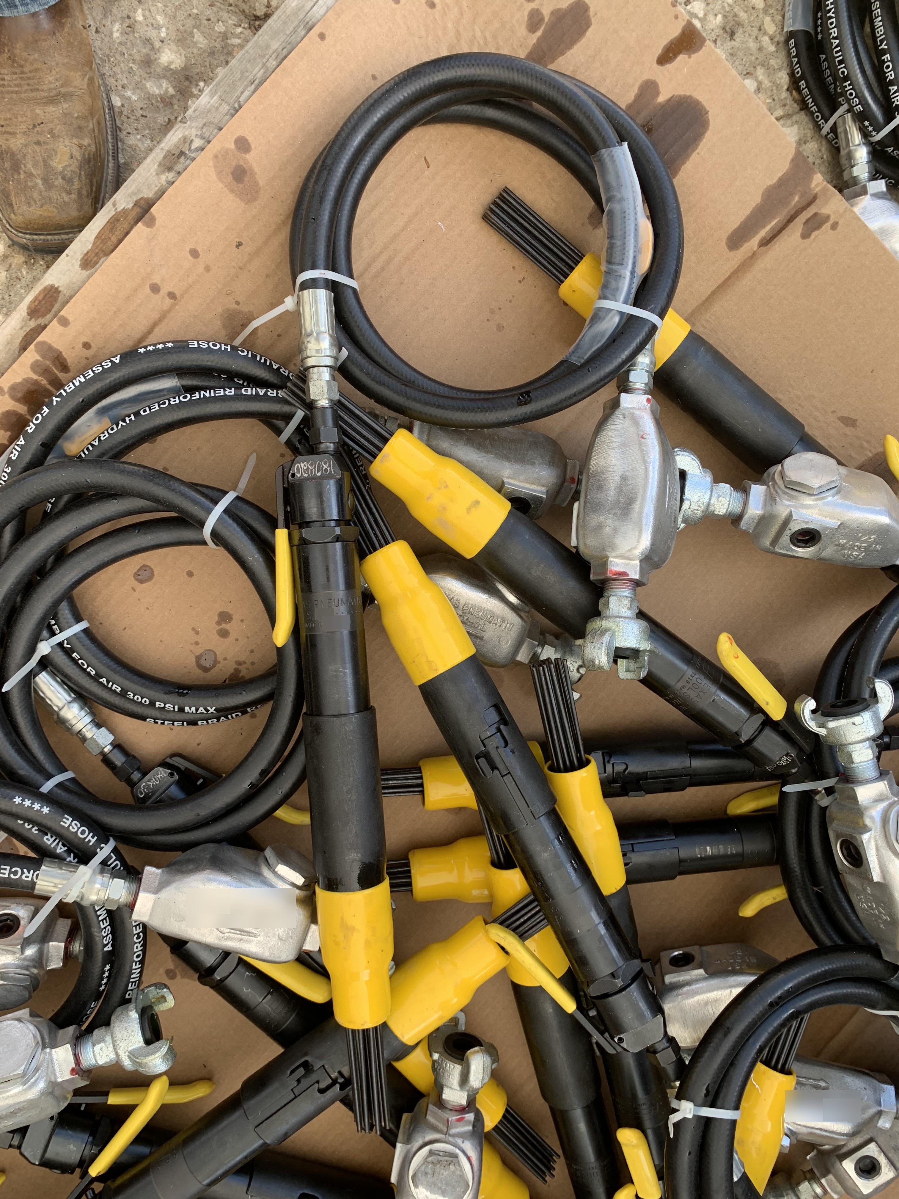 2021 TEXAS PNEUMATIC TOOLS, INC. TX1BLTNS