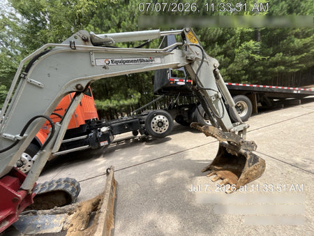 2023 TAKEUCHI TB235-2CR