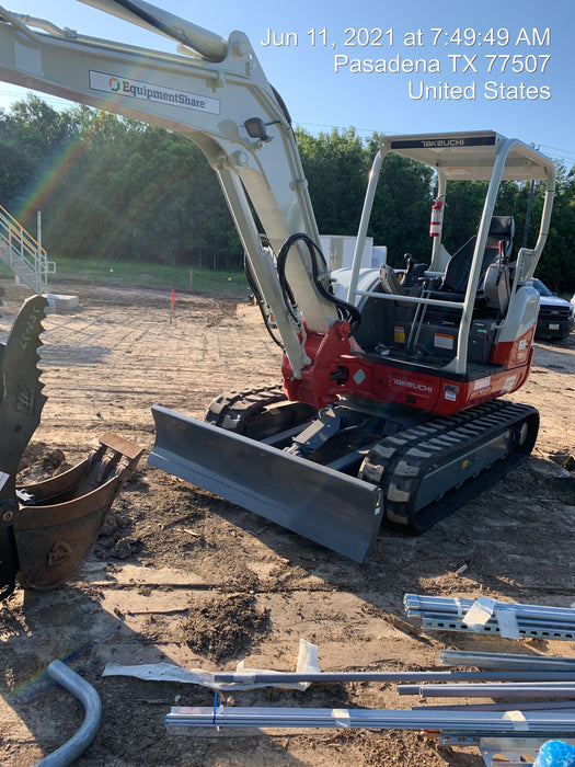2021 TAKEUCHI TB250-2