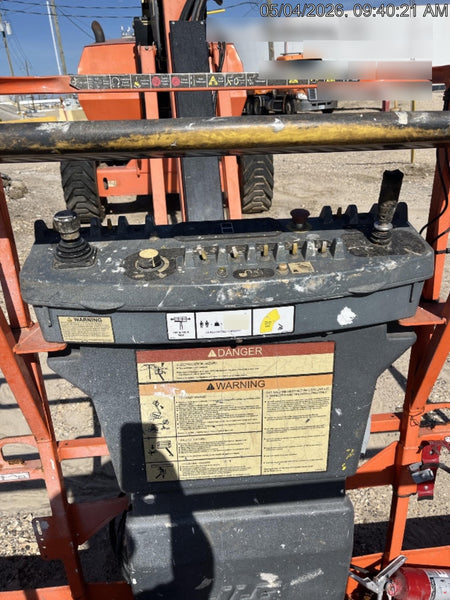 2019 JLG 800AJ