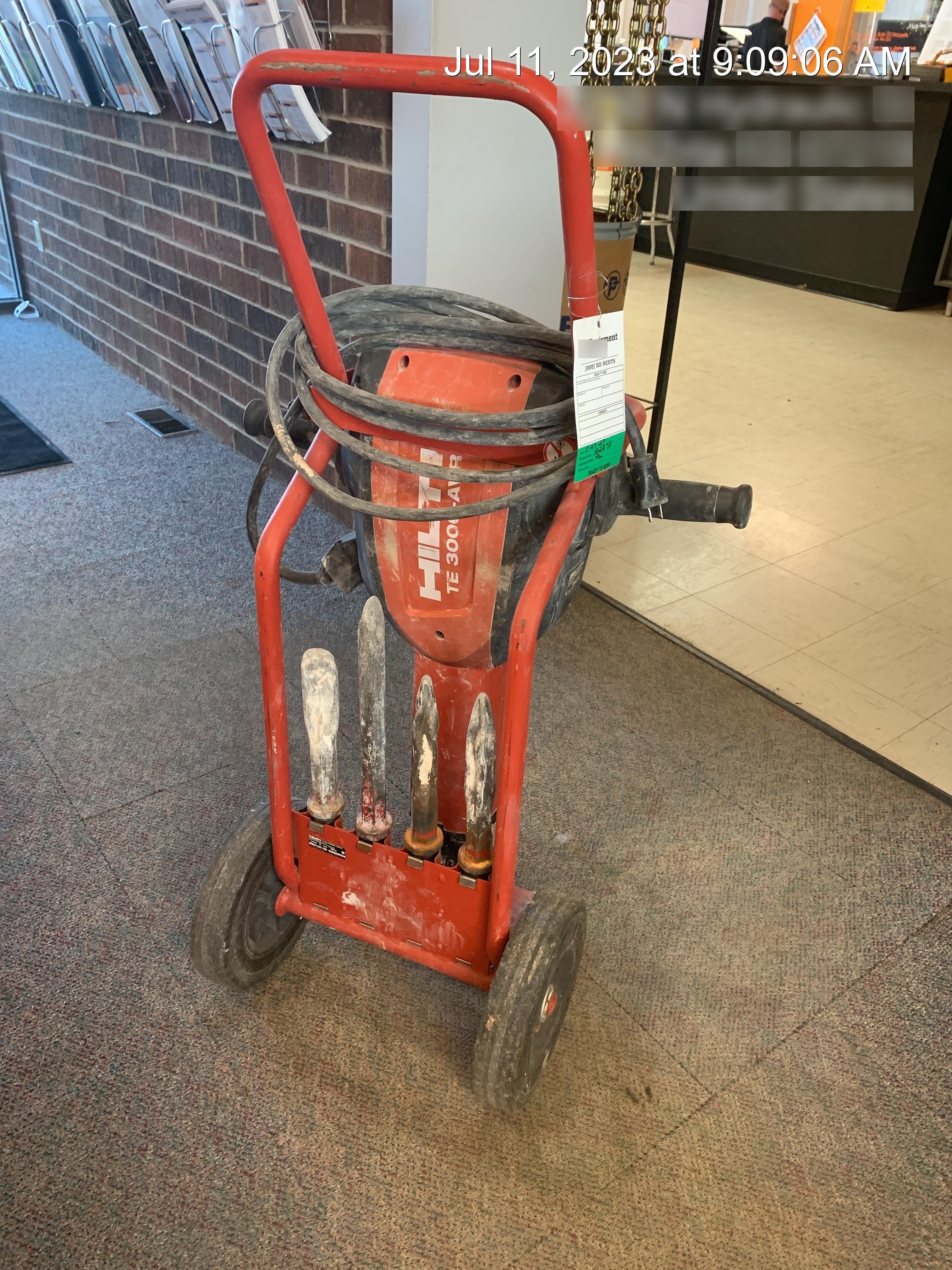 2020 HILTI TE 3000-AVR