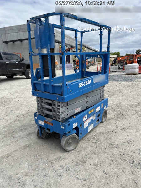 2020 Genie GS-1930 Solid Non Marking Tires, Beacon, Folding rails with half height swing gate, 800W Inverter