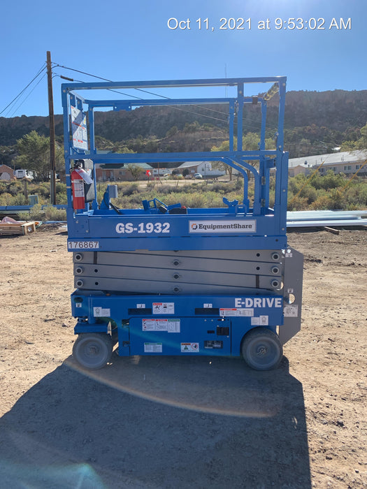 2021 GENIE GS-1932