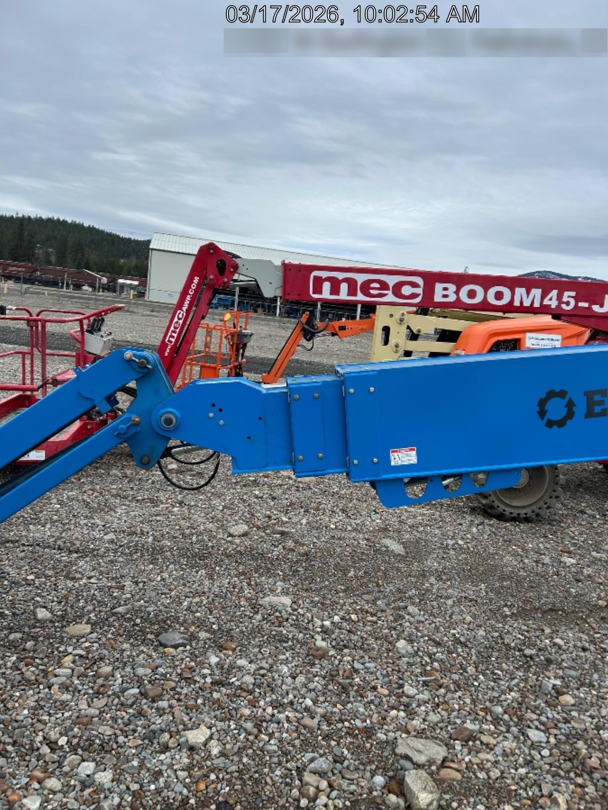 2017 GENIE S-65