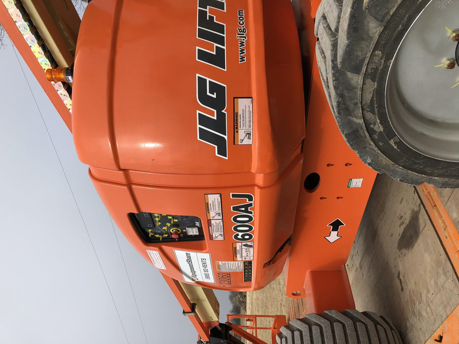 2019 JLG 600AJ