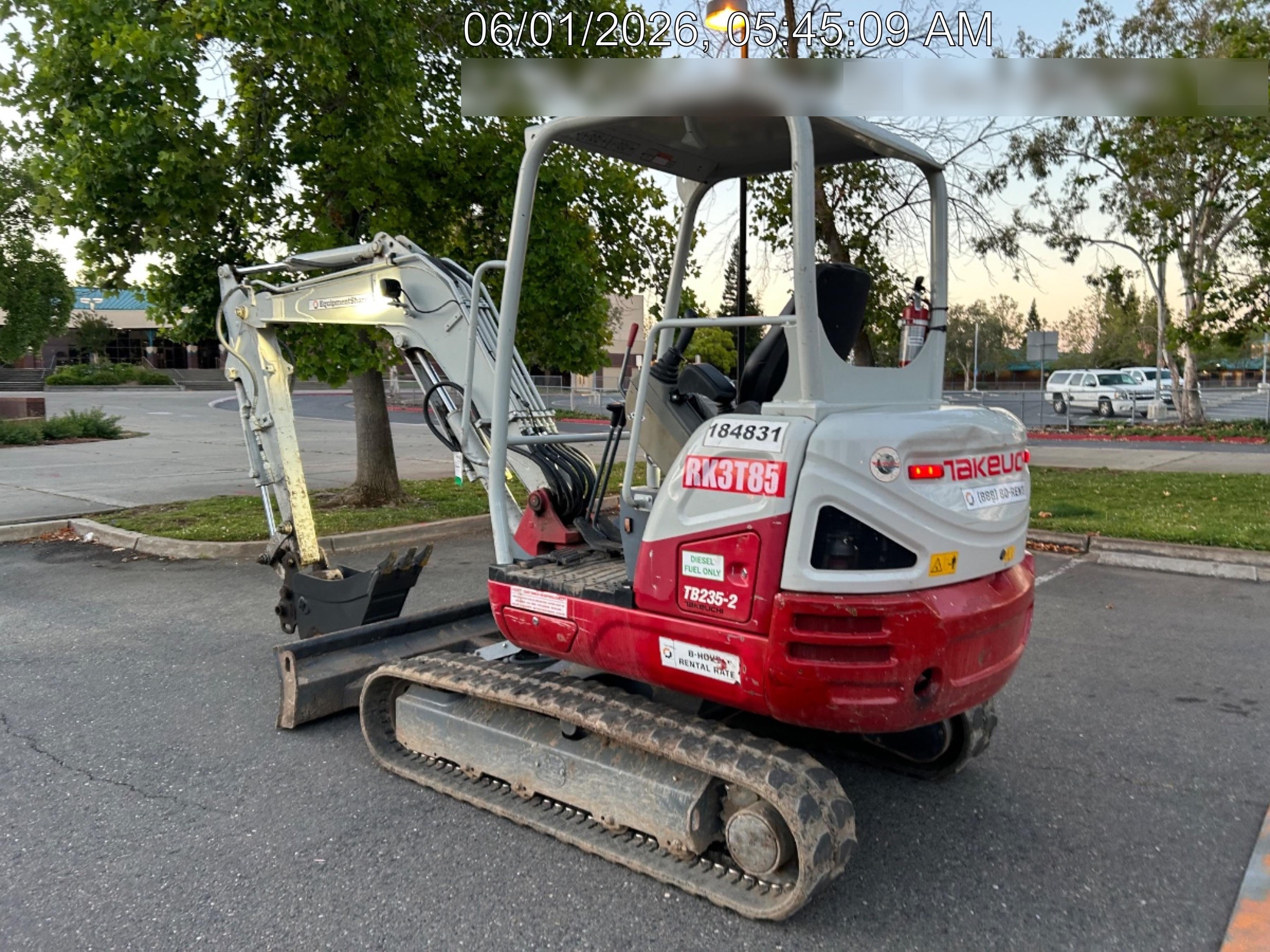 2021 TAKEUCHI TB235-2R
