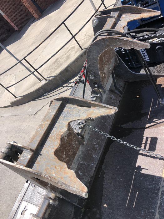 2018 PALADIN 76" Scrap Grapple Bucket - Paladin