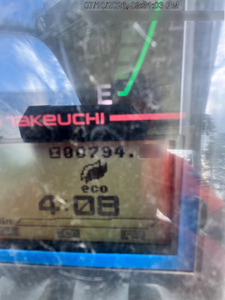 2022 TAKEUCHI TB235-2R