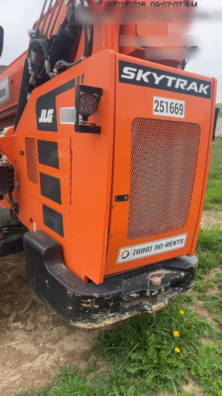 2022 SKYTRAK 8042