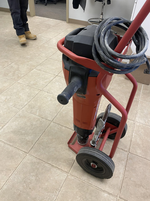 2023 HILTI TE 3000-AVR