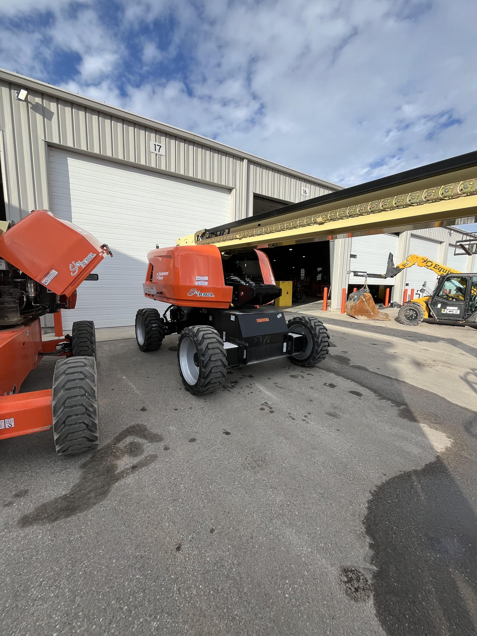 2024 JLG 660SJ
