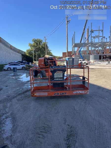 2021 JLG 660SJ
