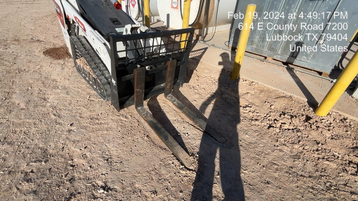 2023 BOBCAT 36" Mini Skid Steer Fork Carriage - Bobcat