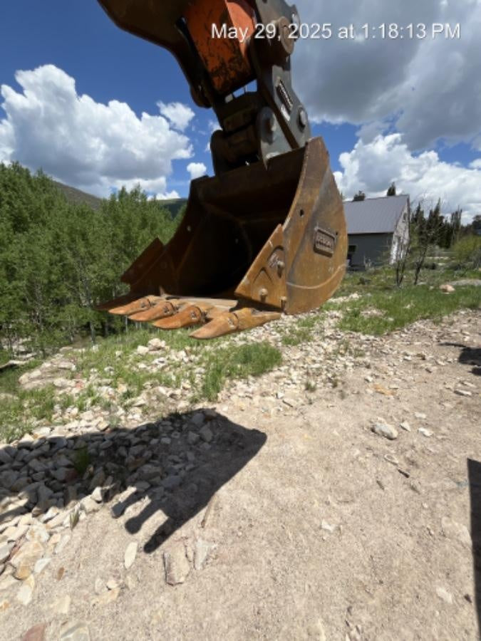 2020 DOOSAN 36"  Bucket - Doosan