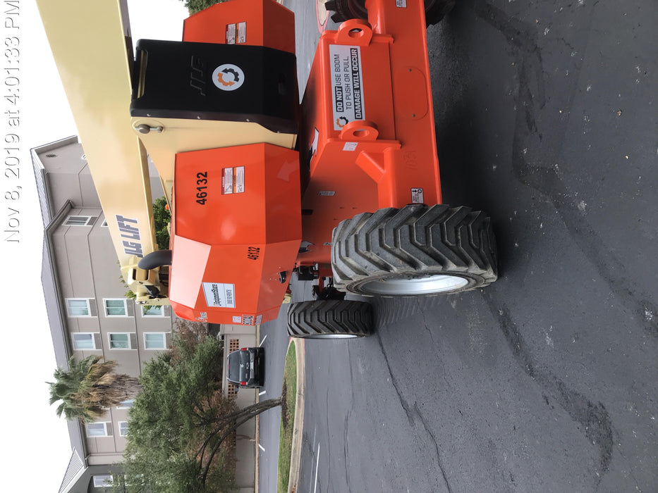 2019 JLG 800AJ