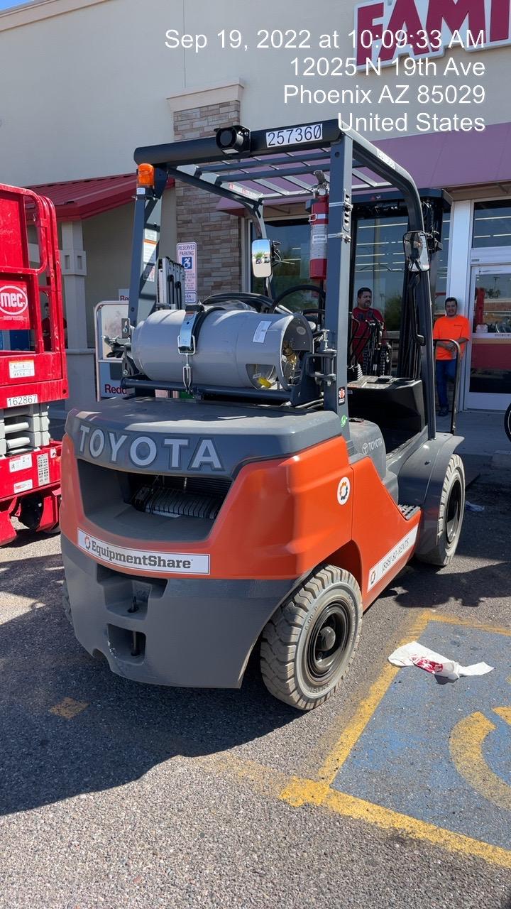 2022 TOYOTA 50-8FGU25