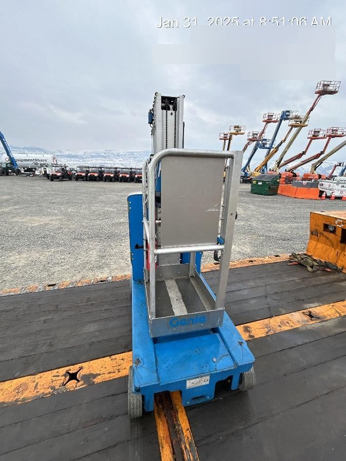 2020 GENIE GR-20