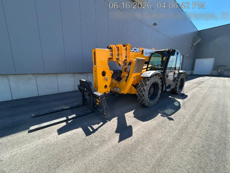 2022 JCB 510-56