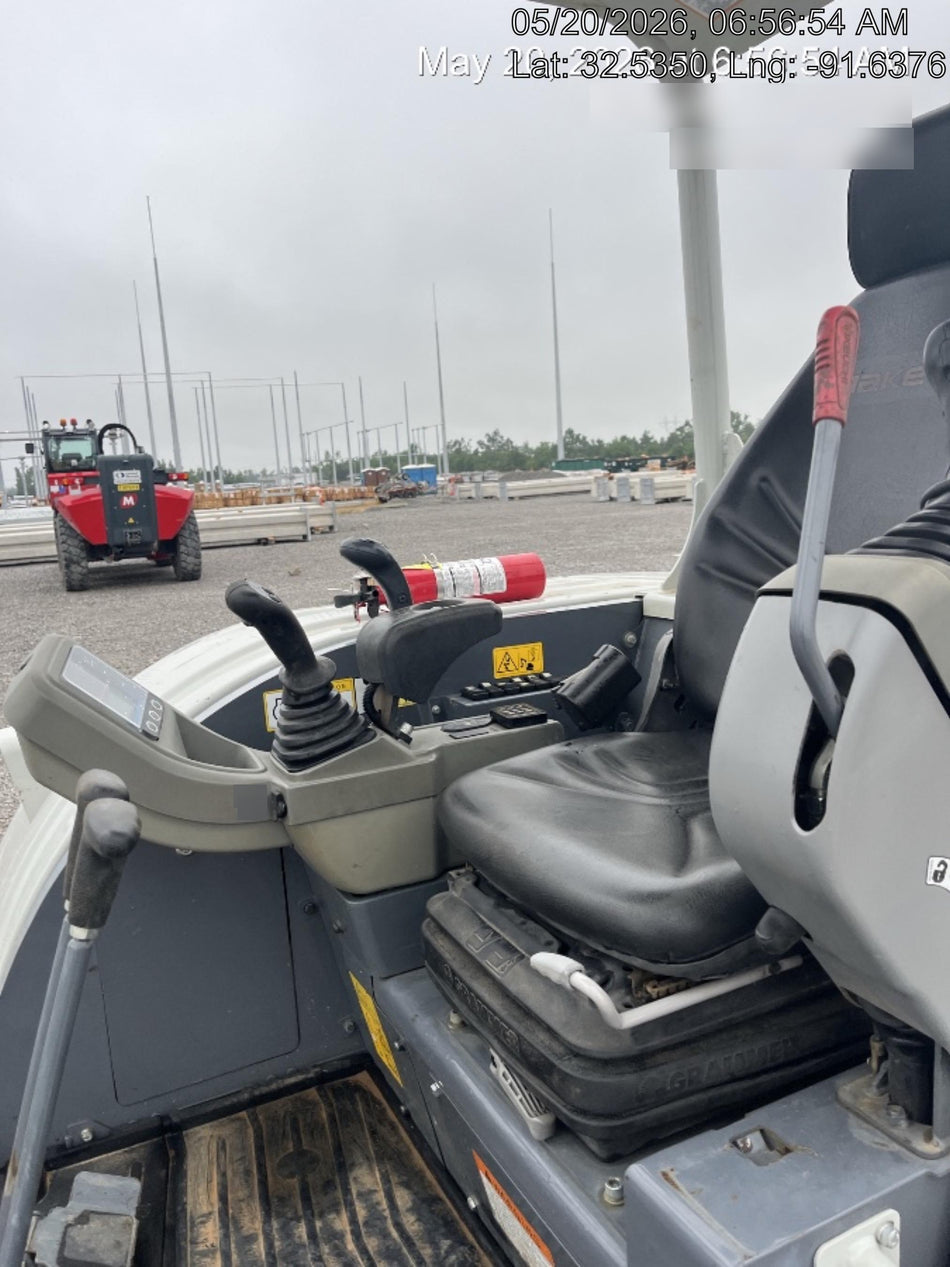 2022 TAKEUCHI TB250-2R