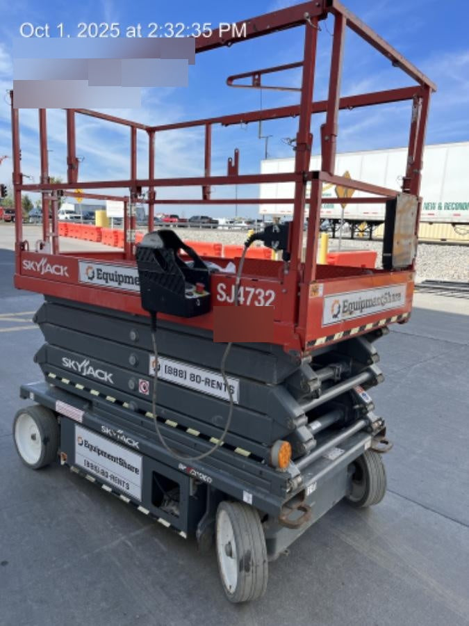 2021 SKYJACK SJ4732