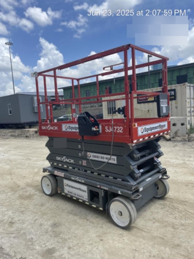 2021 SKYJACK SJ4732