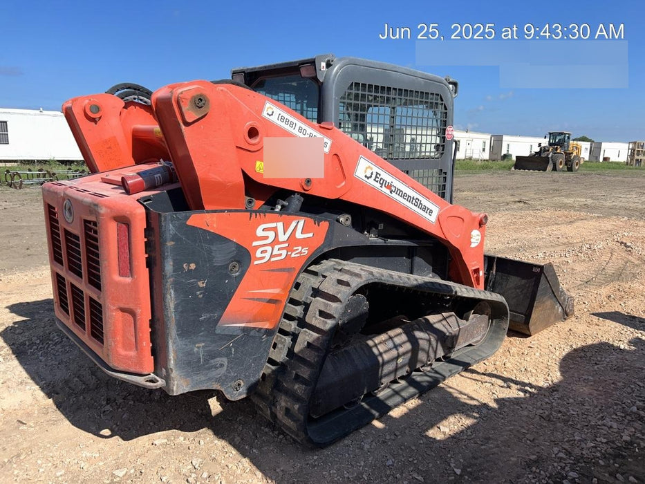 2019 Kubota SVL95-2S Cab/Heat/Air, Standard Tracks, Standard Flow, Hydraulic QC 80" HD w/ Smooth Cutting Edge