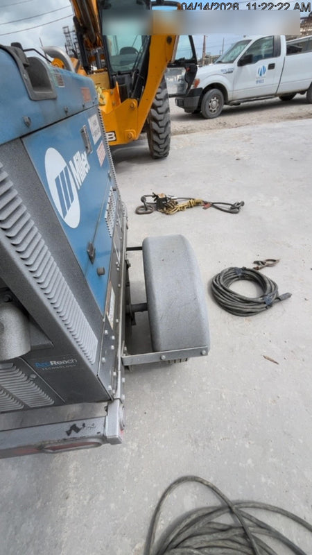 2025 MILLER ELECTRIC BIG BLUE 400