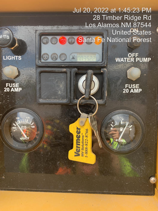 2021 Vac-Tron LP573XDT 500 Gallon Debris Tank w/ Hydraulic Tilt, two (2) 100 Gallon Water Tanks, Low Profile Torsion Axles (12,000 GVWR)